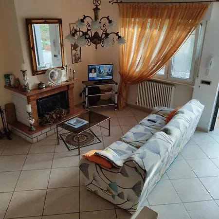 Holiday home Lucy Scalo dei Saraceni
