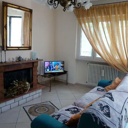 Holiday home Lucy Scalo dei Saraceni